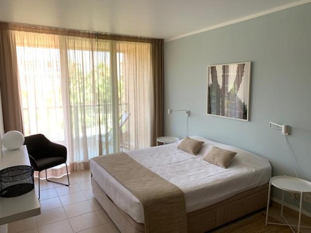 Ambassador Salgados Beach Suites Albufeira Esterno foto